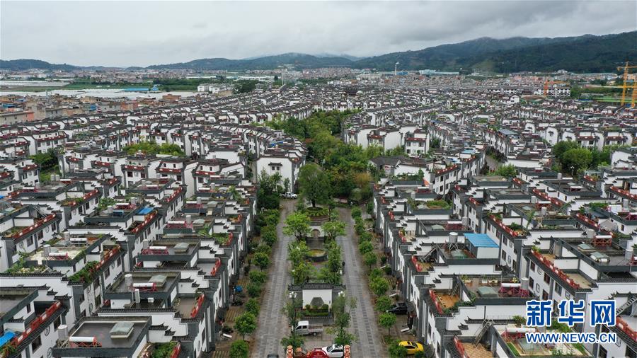 （走向我們的小康生活&middot;圖文互動）（1）&ldquo;云南第一村&rdquo;，共同富裕為什么能？