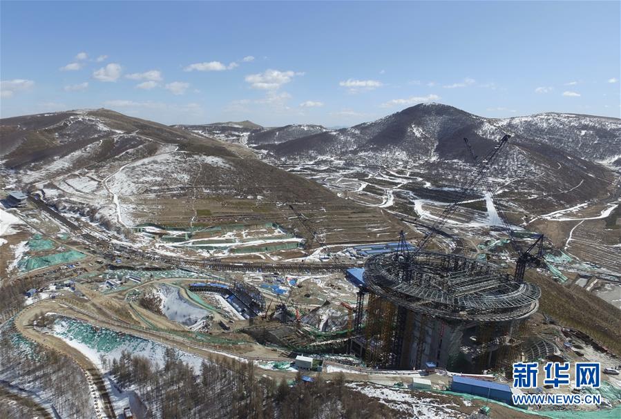 （新華全媒頭條&middot;圖文互動(dòng)）（3）北京初展&ldquo;雙奧&rdquo;之城英姿&mdash;&mdash;寫在北京冬奧會(huì)開(kāi)幕倒計(jì)時(shí)500天之際