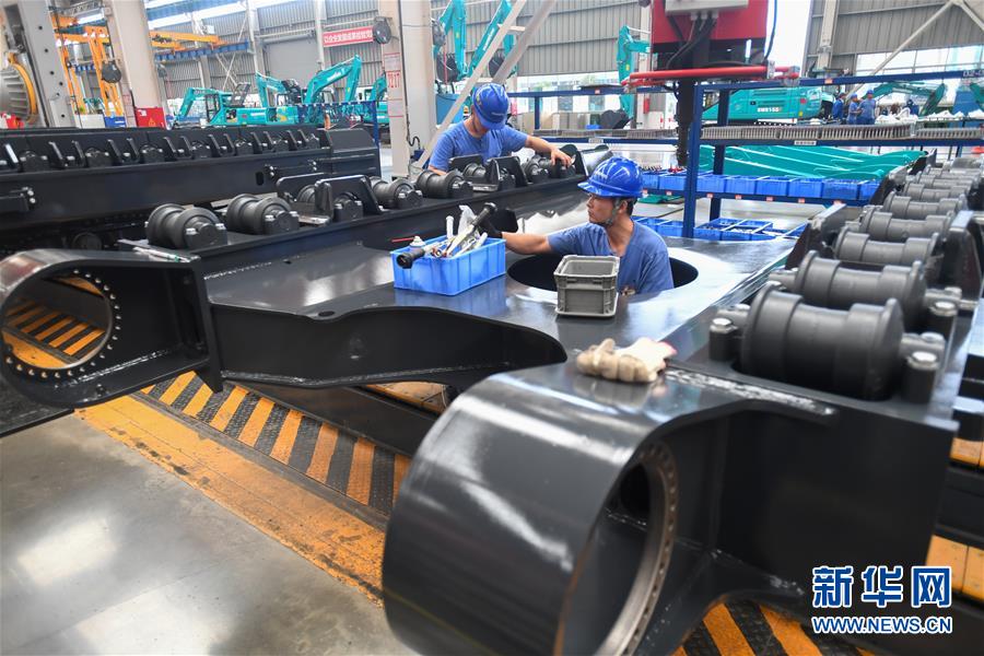 （落實(shí)&ldquo;六穩(wěn)&rdquo;&ldquo;六保&rdquo;企業(yè)見(jiàn)聞&middot;圖文互動(dòng)）（4）&ldquo;智慧工廠&rdquo;引領(lǐng)&ldquo;生產(chǎn)節(jié)拍&rdquo;&mdash;&mdash;走進(jìn)山河智能一探究竟