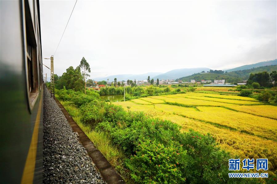 （坐著高鐵看中國(guó)&middot;圖文互動(dòng)）（2）走成昆，感受闖過禁區(qū)的光影記錄