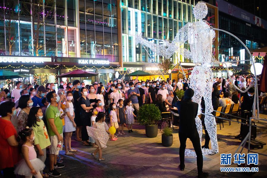 （新華全媒頭條&middot;圖文互動）（9）北京&ldquo;六穩(wěn)&rdquo;&ldquo;六保&rdquo;工作一線實(shí)錄