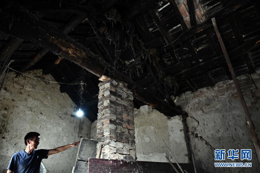 （決戰(zhàn)決勝脫貧攻堅(jiān)&middot;圖文互動）（3）&ldquo;灘里人&rdquo;陳百藏的&ldquo;蓋房&rdquo;記