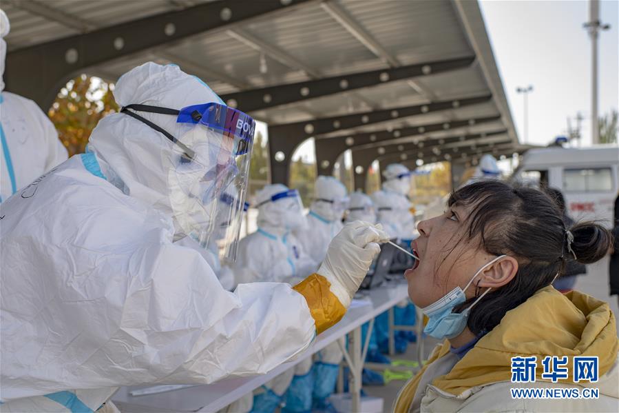 （聚焦疫情防控&middot;圖文互動）（3）特寫：爭分奪秒，4天完成474.65萬人核酸檢測