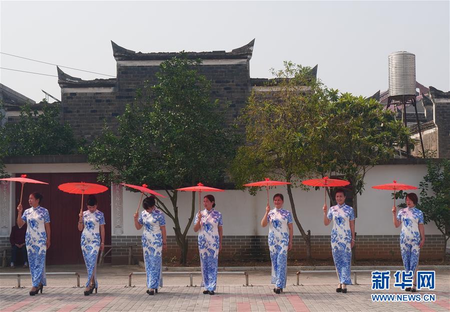 （全面建成小康社會&ldquo;百城千縣萬村調(diào)研行&rdquo;&middot;圖文互動）（2）革命老區(qū)里的扶貧新事&mdash;&mdash;江西吉安市提升脫貧成色見聞