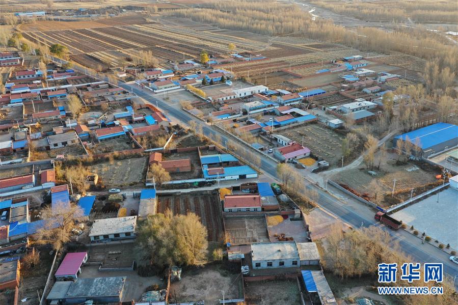 （全面建成小康社會&ldquo;百城千縣萬村&rdquo;調(diào)研行&middot;圖文互動）（2）互助互利，小甘薯帶來甜蜜日子&mdash;&mdash;內(nèi)蒙古奈曼旗互利村闖出產(chǎn)業(yè)致富之路