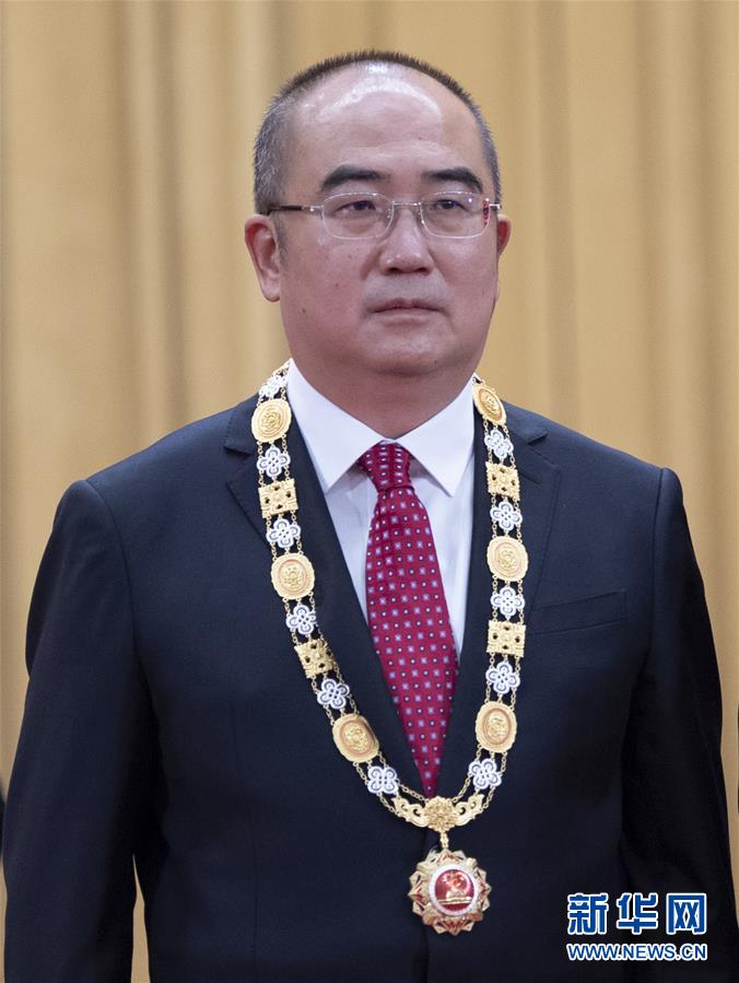 （抗疫先進(jìn)事跡&middot;圖文互動(dòng)）（1）張定宇：疫情&ldquo;暴風(fēng)眼&rdquo;里，&ldquo;漸凍&rdquo;之軀與時(shí)間賽跑