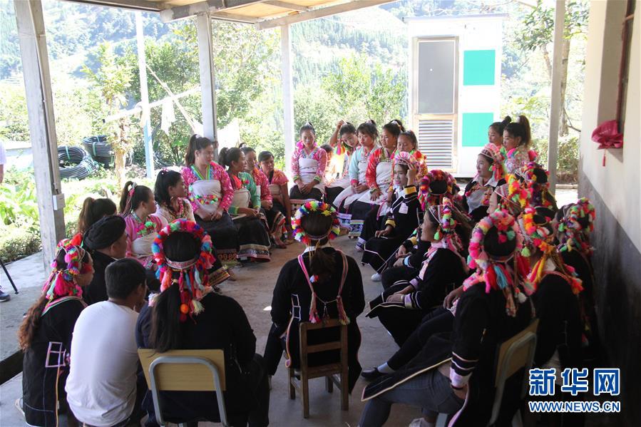 （五中全會(huì)精神在基層&middot;圖文互動(dòng)）（5）天津、福建、廣東、云南等地創(chuàng)新形式讓黨的十九屆五中全會(huì)精神&ldquo;飛入尋常百姓家&rdquo;