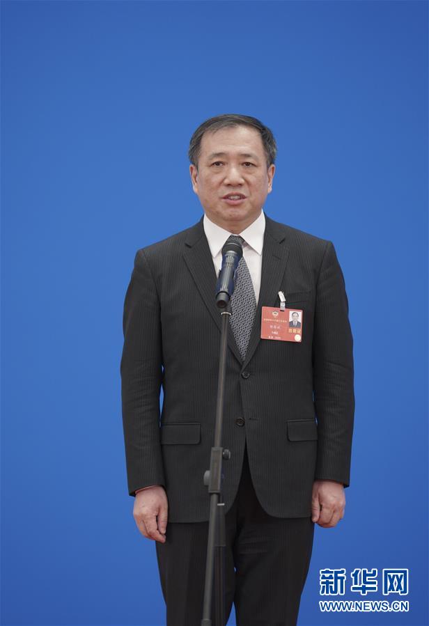 （兩會(huì)&middot;政協(xié)開(kāi)幕）（5）接受采訪(fǎng)