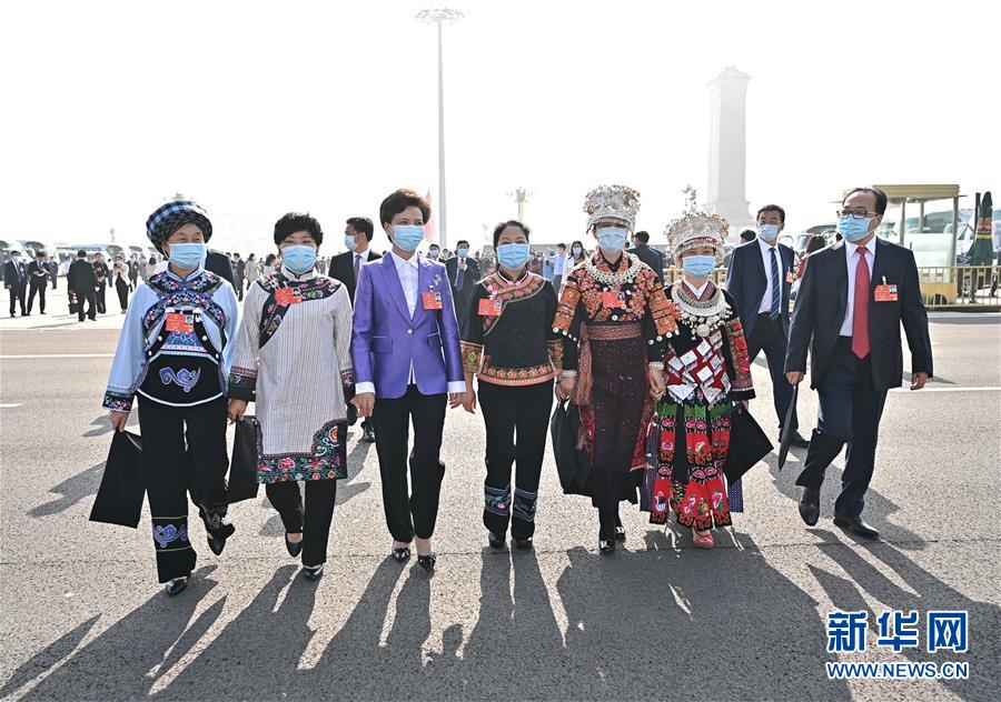 （兩會&middot;人大開幕&middot;XHDW）（1）十三屆全國人大三次會議開幕