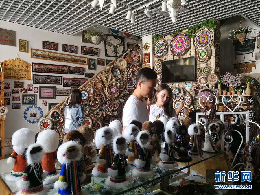 (在習近平新時代中國特色社會主義思想指引下——新時代新作為新篇章·習近平總書記關(guān)切事·圖文互動)(3)讓每一個角落都感受到幸福的溫情——人口較少民族在脫貧攻堅大潮中的奮進故事