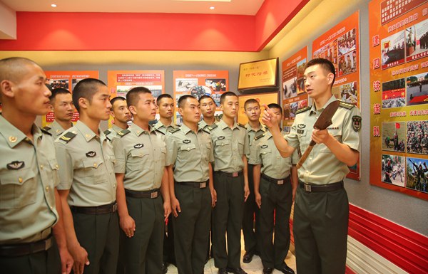 &ldquo;大功三連&rdquo;指導(dǎo)員王金龍：矢志強軍的&ldquo;播火者&rdquo;