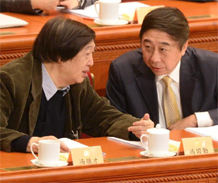 馮鞏、馮驥才出席政協(xié)全體會議