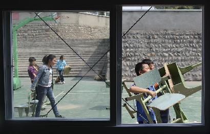 蘆山縣飛仙關(guān)鎮(zhèn)鳳禾中心校明日復課