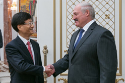 孟建柱會(huì)見(jiàn)白俄羅斯總統(tǒng)