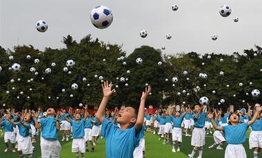 到校園去！國產(chǎn)體育品牌的&ldquo;市場下沉&rdquo;之路走得順暢嗎？