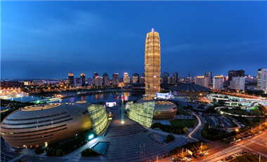 馬拉松城市觀察| 一場馬拉松，讓鄭州這個龍頭高高揚起