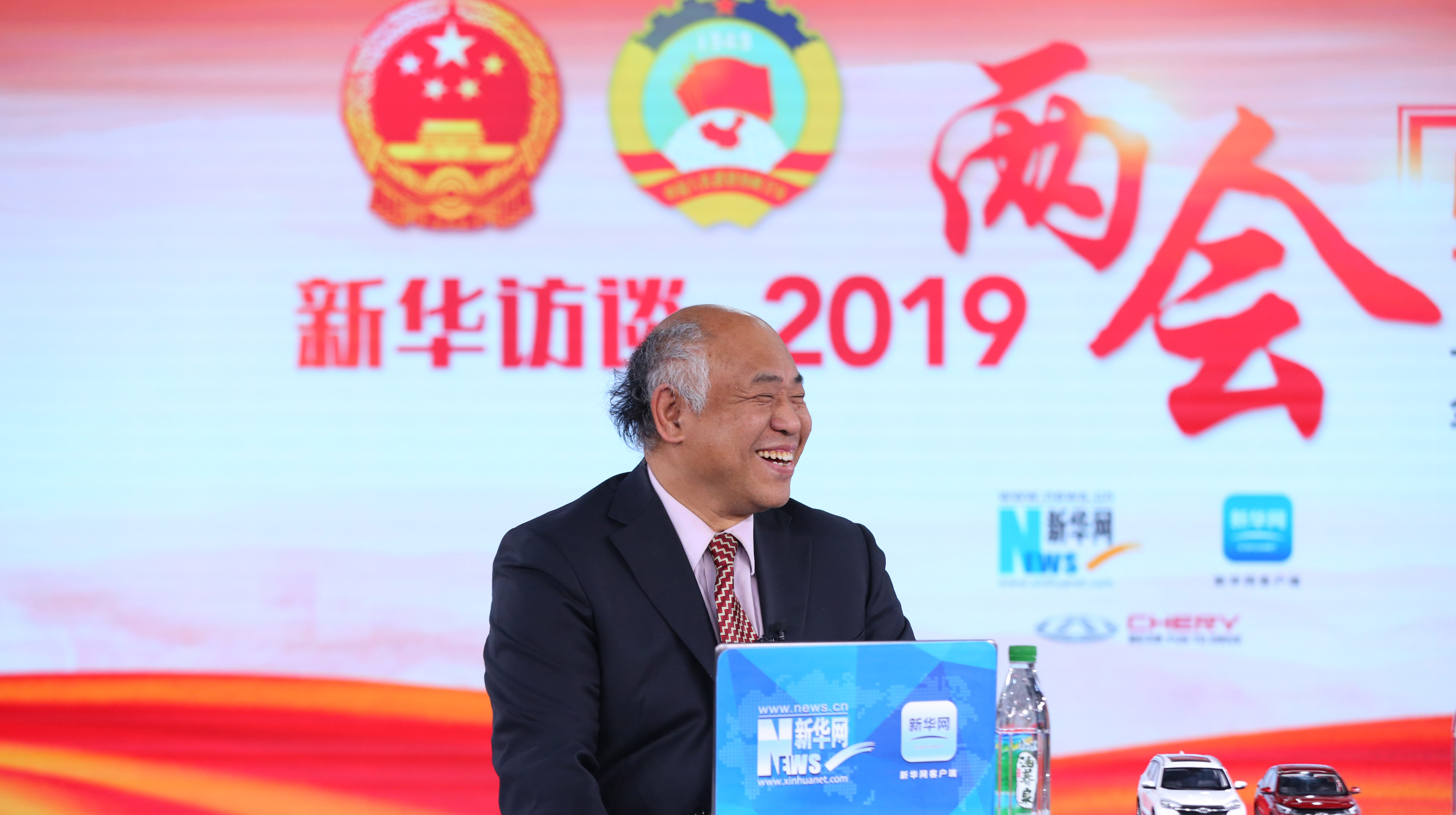 楊宜勇：宏觀調(diào)控首次將就業(yè)與財(cái)政、貨幣政策工具并列