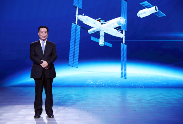 將要建造的空間站基本構(gòu)型有三個(gè)艙，構(gòu)成英文T字型