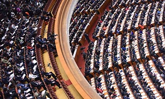 全國人大代表在大會現(xiàn)場