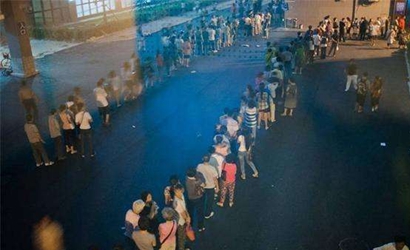 大醫(yī)院人滿為患，社區(qū)醫(yī)院門可羅雀怎么破？