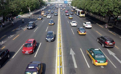 搖號、限行都是&ldquo;沒辦法的辦法&rdquo;