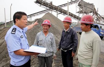 當前我國安全生產(chǎn)形勢表現(xiàn)為&ldquo;雙重疊加&rdquo;特點