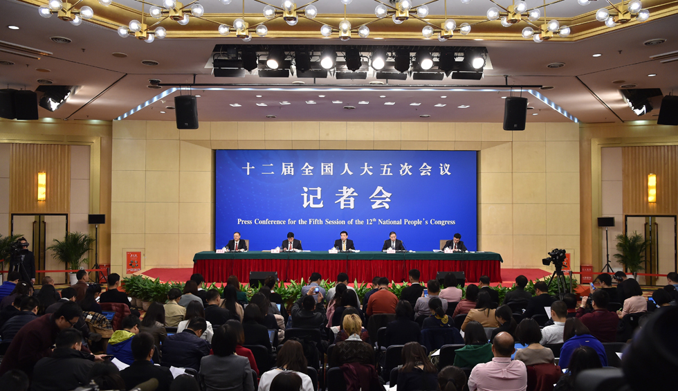 回放:工信部就“推進(jìn)實(shí)施‘中國(guó)制造2025’”答記者問(wèn)