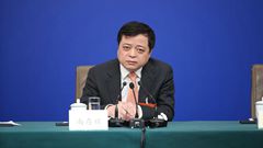 全國政協(xié)常委、全國工商聯(lián)副主席、正泰集團(tuán)董事長 南存輝