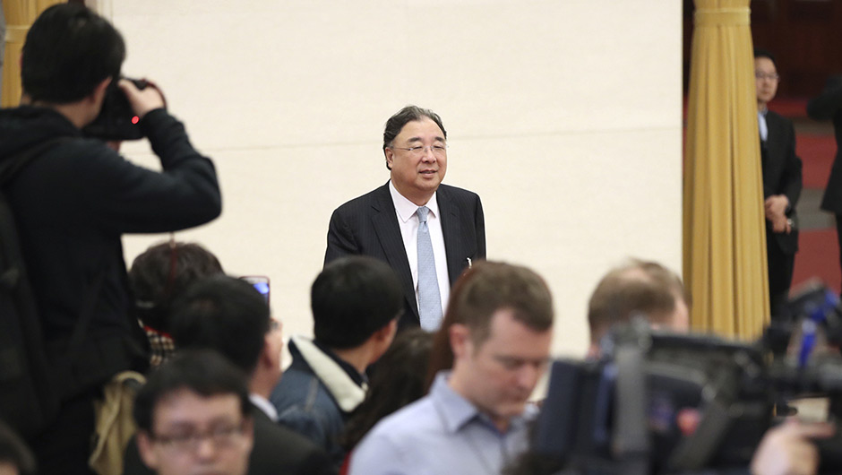 馬曉偉步入&ldquo;部長(zhǎng)通道&rdquo;，準(zhǔn)備接受采訪