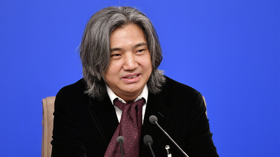 全國(guó)政協(xié)常委、文化文史和學(xué)習(xí)委員會(huì)委員，中國(guó)美術(shù)館館長(zhǎng)，中國(guó)美術(shù)家協(xié)會(huì)副主席 吳為山