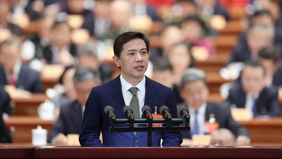 中國民間商會副會長，百度在線網(wǎng)絡(luò)技術(shù)（北京）有限公司董事長兼首席執(zhí)行官 李彥宏