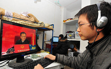 2010年網(wǎng)友關(guān)注溫家寶總理接受中國政府網(wǎng)、新華網(wǎng)聯(lián)合專訪