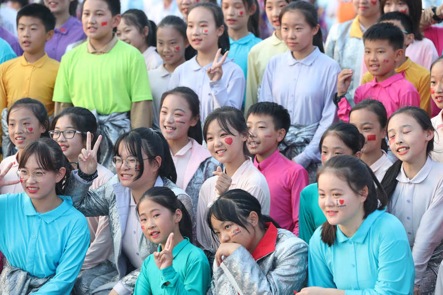今晚，我們歡聚在天安門廣場