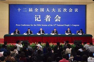 中國人民銀行行長(zhǎng)周小川等就&ldquo;金融改革與發(fā)展&rdquo;答記者問