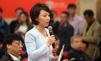 中央電視臺(tái)、中國(guó)國(guó)際電視臺(tái)記者提問(wèn)