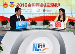 林峰?；卮鹬鞒秩颂釂?wèn)