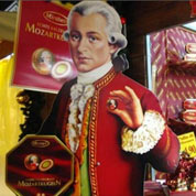 出國(guó)旅游帶什么禮物？