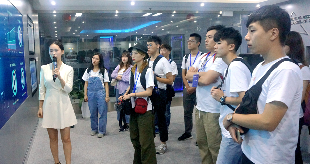 感受&ldquo;雙創(chuàng)&rdquo;熱浪 &ldquo;夢想之旅&rdquo;臺灣青年參訪啟迪控股