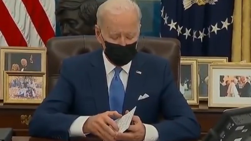 美國FBI遇數(shù)十年來最血腥事件！拜登慰問遇害特工家屬