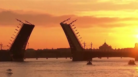 規(guī)?？涨?俄羅斯海軍節(jié)舉行閱兵彩排