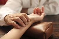 【健康解碼】中醫(yī)藥如何治療股骨頭壞死？