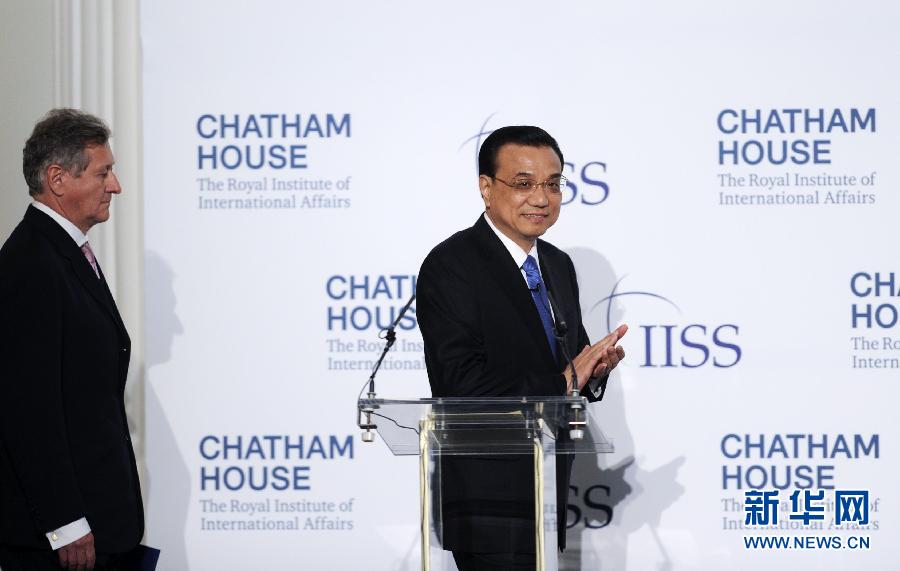 6月18日，國務(wù)院總理李克強(qiáng)在倫敦金融城市長官邸面向英國皇家國際問題研究所和國際戰(zhàn)略研究所兩大智庫發(fā)表題為《共建包容發(fā)展的美好世界》的演講。新華社記者 張鐸 攝