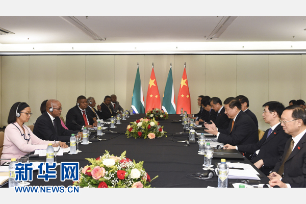 7月14日，國家主席習(xí)近平在巴西福塔萊薩會見南非總統(tǒng)祖馬。新華社記者 李學(xué)仁 攝