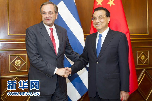 10月16日，中國國務(wù)院總理李克強(qiáng)在意大利米蘭會見希臘總理薩馬拉斯。 新華社記者 謝環(huán)馳 攝