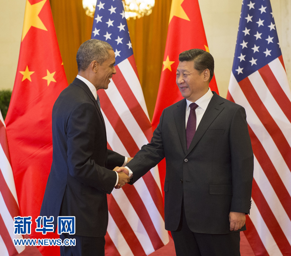 11月12日，國家主席習(xí)近平在北京人民大會堂舉行歡迎儀式，歡迎美國總統(tǒng)奧巴馬對中國進(jìn)行國事訪問。 新華社記者 李學(xué)仁 攝