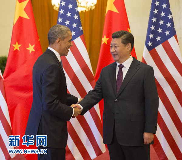 11月12日，國家主席習(xí)近平在北京人民大會堂舉行歡迎儀式，歡迎美國總統(tǒng)奧巴馬對中國進(jìn)行國事訪問。 新華社記者 李學(xué)仁 攝