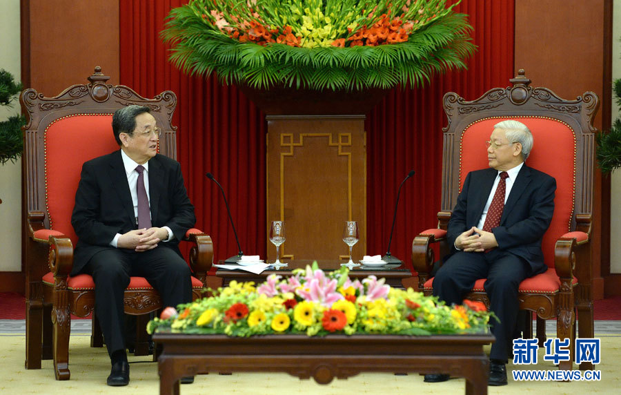 12月25日至27日，中共中央政治局常委、全國政協(xié)主席俞正聲對越南進行正式訪問。這是12月26日，俞正聲在河內(nèi)會見越共中央總書記阮富仲。 新華社記者馬占成攝