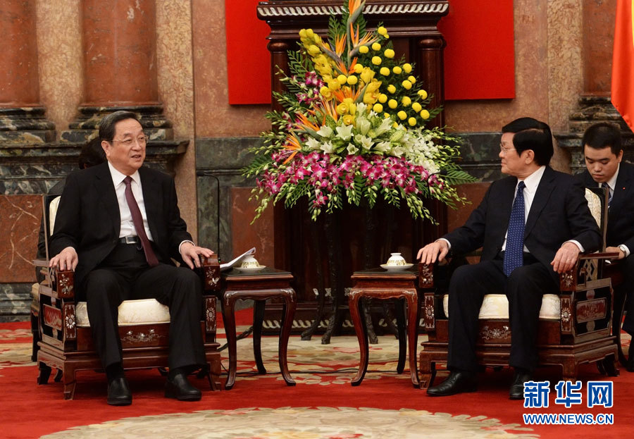 12月25日至27日，中共中央政治局常委、全國政協(xié)主席俞正聲對越南進行正式訪問。這是12月26日，俞正聲在河內(nèi)會見越南國家主席張晉創(chuàng)。 新華社記者劉建生攝