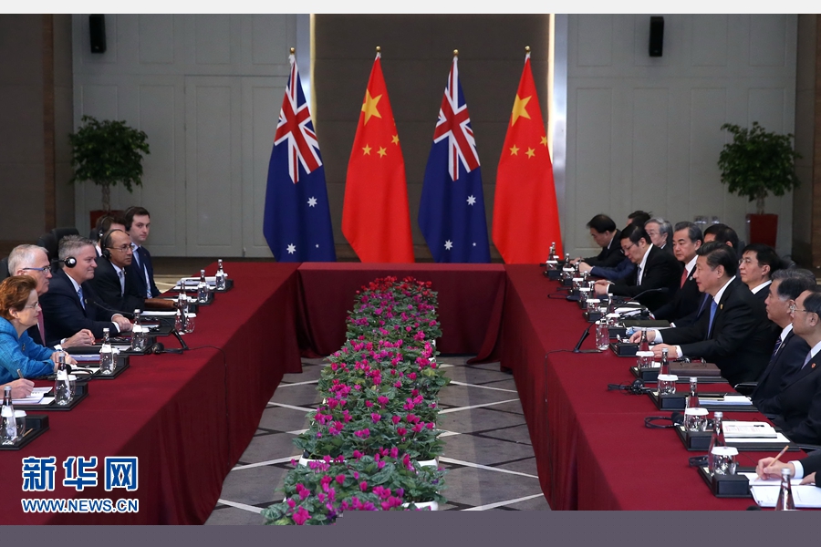 11月16日，國(guó)家主席習(xí)近平在土耳其安塔利亞會(huì)見澳大利亞總理特恩布爾。 新華社記者 龐興雷 攝