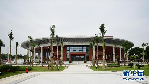 (國際·圖文互動)(2)“盡心盡力建好中越友誼精品工程!”——越中友誼宮落成記